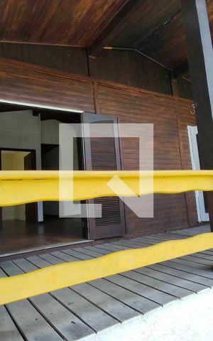 Casa para alugar com 280m², 3 quartos e 2 vagas Casa para alugar com 280m², 3 quartos e 2 vagasVaranda