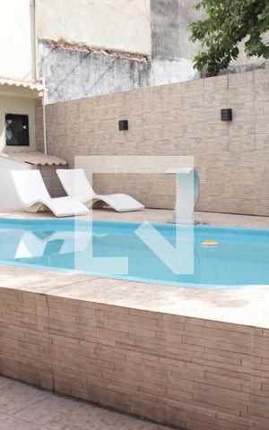 Casa à venda com 400m², 4 quartos e 5 vagasPiscina