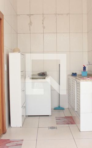 Casa à venda com 400m², 4 quartos e 5 vagasÁrea de Serviço