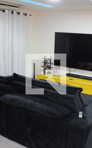 Casa à venda com 400m², 4 quartos e 5 vagasSala casa 2