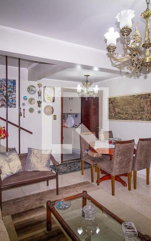 Casa à venda com 90m², 2 quartos e 1 vagaSala