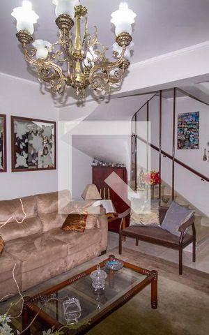 Casa à venda com 90m², 2 quartos e 1 vagaSala