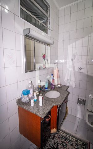 Casa à venda com 90m², 2 quartos e 1 vagaBanheiro da Suíte 2