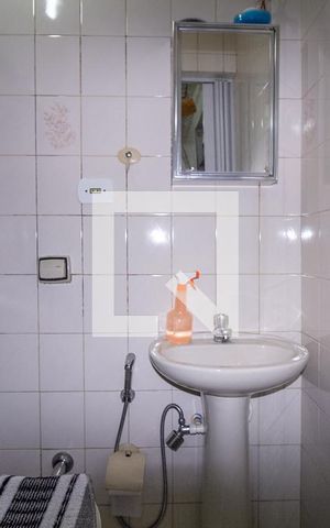 Casa à venda com 90m², 2 quartos e 1 vagaBanheiro 3