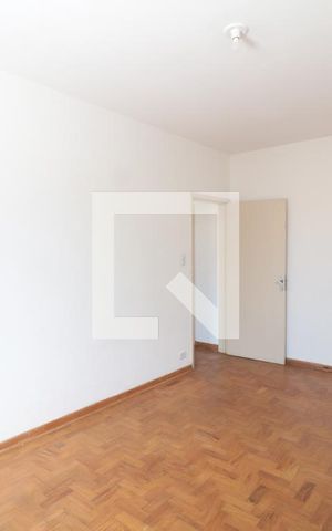 Apartamento à venda com 105m², 2 quartos e 1 vagaSuite 