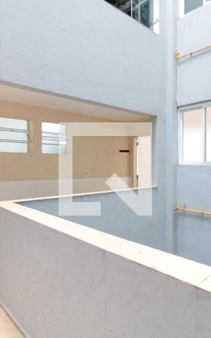 Apartamento à venda com 105m², 2 quartos e 1 vagaArea de serviço 