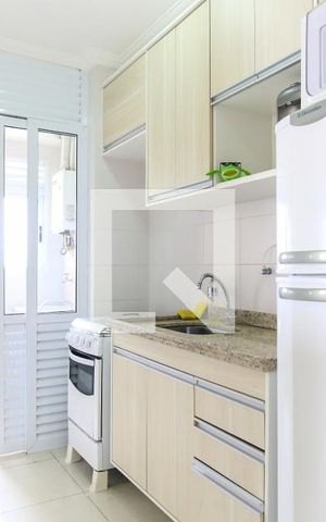 Apartamento para alugar com 60m², 2 quartos e 2 vagasCozinha