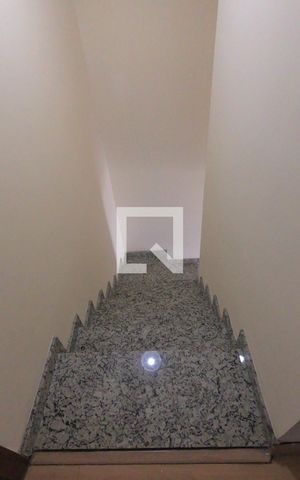 Casa à venda com 110m², 2 quartos e 2 vagasCorredor