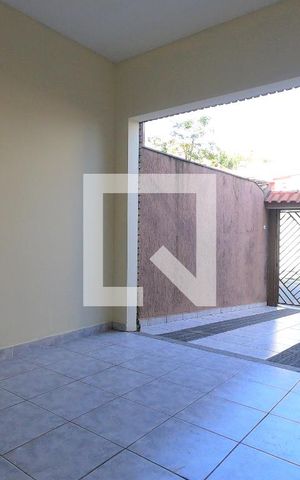 Casa à venda com 110m², 2 quartos e 2 vagasGaragem