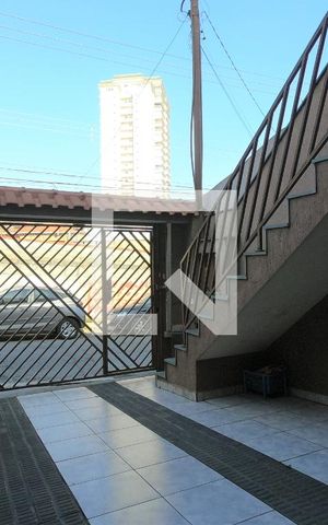 Casa à venda com 110m², 2 quartos e 2 vagasGaragem