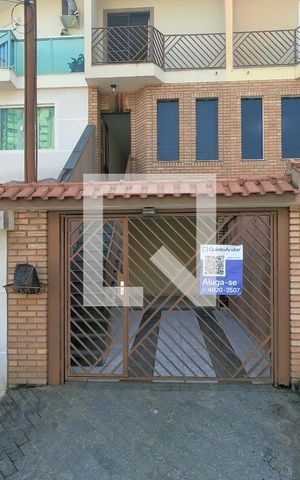 Casa à venda com 110m², 2 quartos e 2 vagasFachada