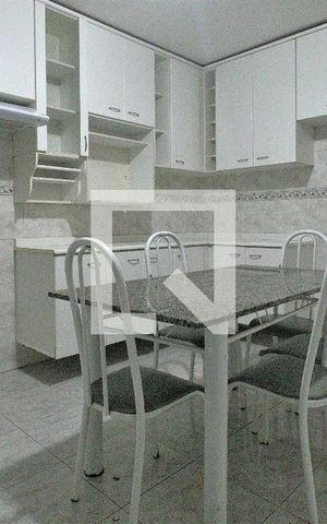 Casa à venda com 110m², 2 quartos e 2 vagasCozinha