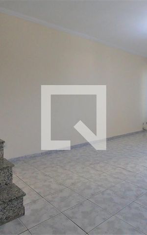 Casa à venda com 110m², 2 quartos e 2 vagasSala