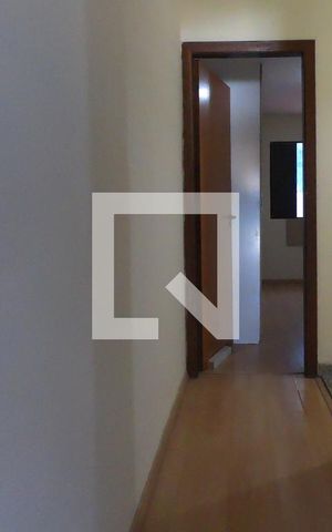 Casa à venda com 110m², 2 quartos e 2 vagasCorredor