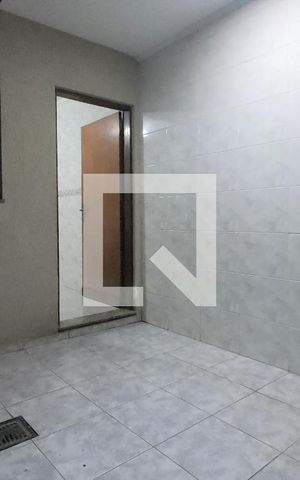 Casa à venda com 110m², 2 quartos e 2 vagasÁrea de Serviço