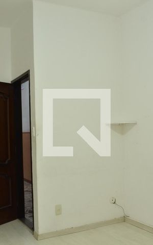 Apartamento para alugar com 68m², 2 quartos e sem vagaSala