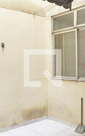 Apartamento para alugar com 68m², 2 quartos e sem vagaÁrea Externa
