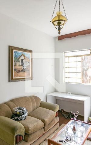 Casa à venda com 279m², 3 quartos e 1 vaga Casa à venda com 279m², 3 quartos e 1 vagaSala