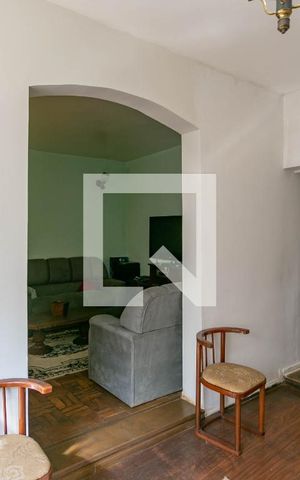 Casa à venda com 279m², 3 quartos e 1 vaga Casa à venda com 279m², 3 quartos e 1 vagaSala