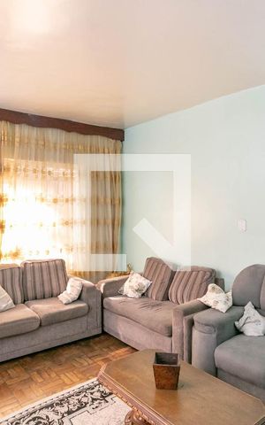 Casa à venda com 279m², 3 quartos e 1 vaga Casa à venda com 279m², 3 quartos e 1 vagaSala de Estar