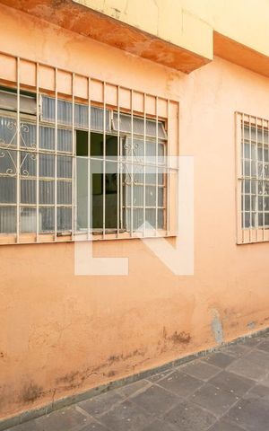 Casa à venda com 279m², 3 quartos e 1 vaga Casa à venda com 279m², 3 quartos e 1 vagaQuintal