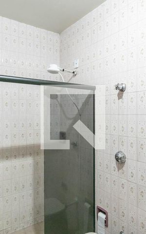 Casa à venda com 279m², 3 quartos e 1 vaga Casa à venda com 279m², 3 quartos e 1 vagaBanheiro Social