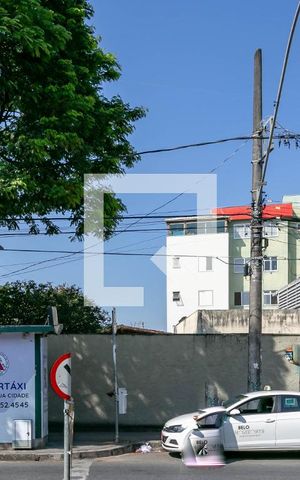Casa à venda com 279m², 3 quartos e 1 vaga Casa à venda com 279m², 3 quartos e 1 vagaFachada