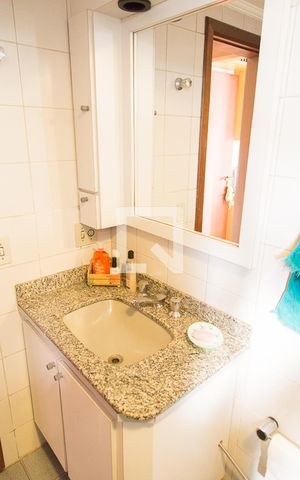 Apartamento à venda com 108m², 3 quartos e 2 vagasBanheiro Social