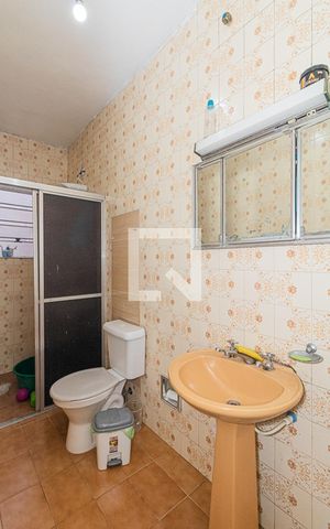 Casa à venda com 89m², 1 quarto e sem vaga Casa à venda com 89m², 1 quarto e sem vagaBanheiro