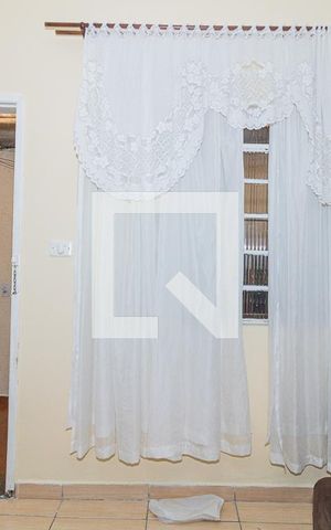 Casa à venda com 89m², 1 quarto e sem vaga Casa à venda com 89m², 1 quarto e sem vagaSala