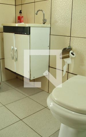 Casa à venda com 180m², 6 quartos e 3 vagasBanheiro Social   1º andar 