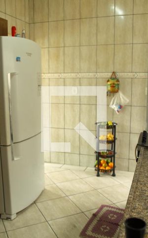 Casa à venda com 180m², 6 quartos e 3 vagasCozinha 