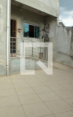 Casa à venda com 180m², 6 quartos e 3 vagasGaragem/Quintal 