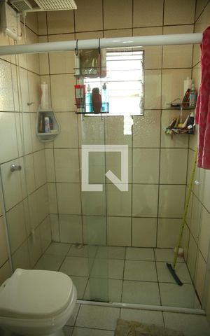Casa à venda com 180m², 6 quartos e 3 vagasBanheiro Social   1º andar 