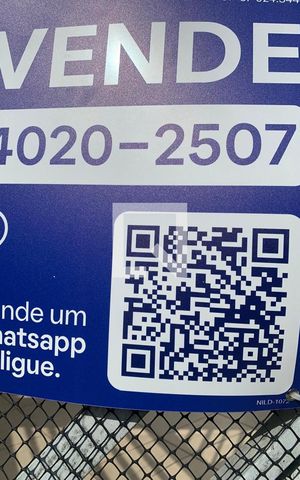 Casa à venda com 180m², 6 quartos e 3 vagasQR code 
