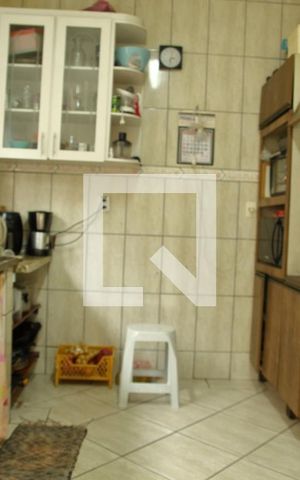 Casa à venda com 180m², 6 quartos e 3 vagasCozinha 