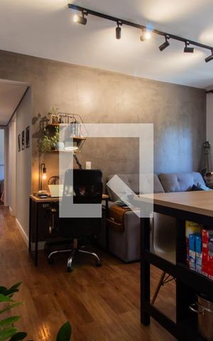 Apartamento à venda com 49m², 2 quartos e 1 vaga Apartamento à venda com 49m², 2 quartos e 1 vagaSala