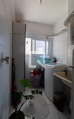 Apartamento à venda com 49m², 2 quartos e 1 vaga Apartamento à venda com 49m², 2 quartos e 1 vagaÁrea de Serviço