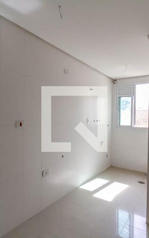 Apartamento à venda com 123m², 3 quartos e 3 vagas Apartamento à venda com 123m², 3 quartos e 3 vagasCozinha e área de serviço