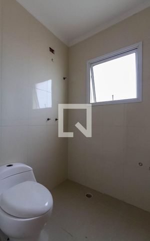 Apartamento à venda com 123m², 3 quartos e 3 vagas Apartamento à venda com 123m², 3 quartos e 3 vagasBanheiro da suíte 2
