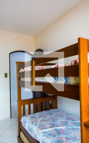 Casa à venda com 312m², 6 quartos e 6 vagas Casa à venda com 312m², 6 quartos e 6 vagasCasa 2 - Quarto 3
