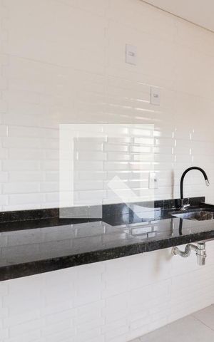 Apartamento à venda com 43m², 2 quartos e sem vagaCozinha e Área de Serviço