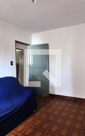 Casa à venda com 146m², 2 quartos e 2 vagasSala