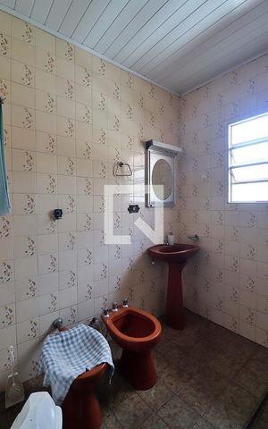 Casa à venda com 146m², 2 quartos e 2 vagasBanheiro