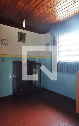 Casa à venda com 146m², 2 quartos e 2 vagasCopa