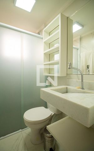 Apartamento para alugar com 52m², 2 quartos e 1 vaga Apartamento para alugar com 52m², 2 quartos e 1 vagaBanheiro