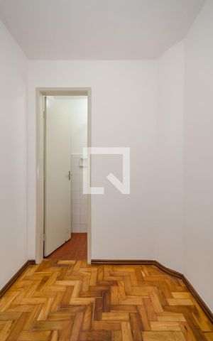 Apartamento à venda com 112m², 3 quartos e 1 vaga Apartamento à venda com 112m², 3 quartos e 1 vagaQuarto de Serviço