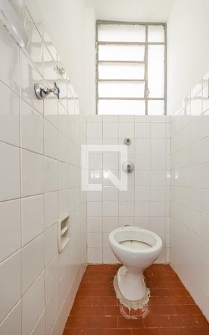 Apartamento à venda com 112m², 3 quartos e 1 vaga Apartamento à venda com 112m², 3 quartos e 1 vagaBanheiro de Serviço