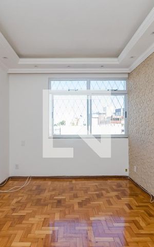 Apartamento à venda com 112m², 3 quartos e 1 vaga Apartamento à venda com 112m², 3 quartos e 1 vagaSala