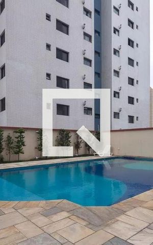 Apartamento para alugar com 65m², 2 quartos e 2 vagas Apartamento para alugar com 65m², 2 quartos e 2 vagasPiscina